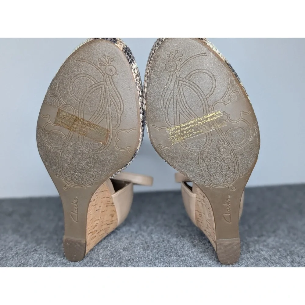 Clark's Artisan 8.5 Leather Snakeskin Print Ankle Strap Cork Wedge Comfort Heels